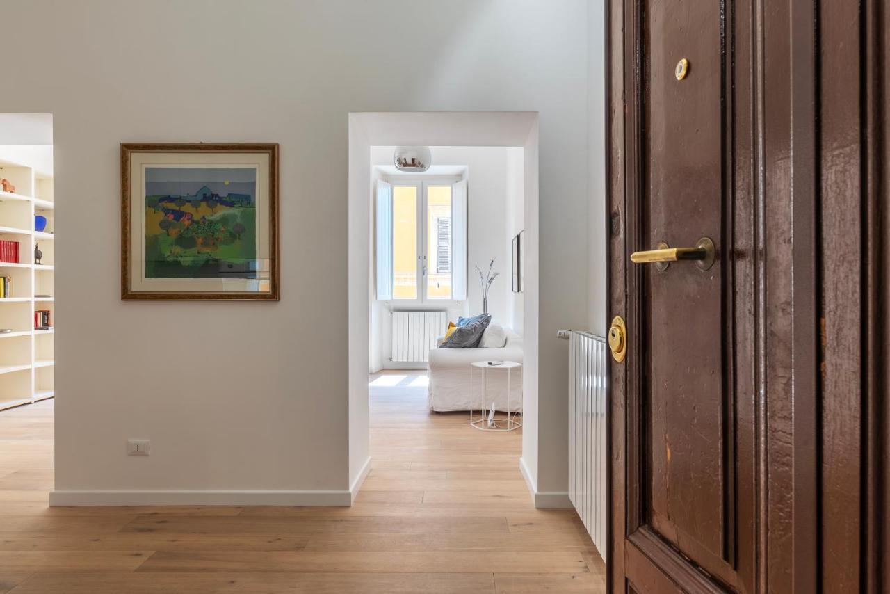 Termini & Acquario Romano Bright Apartment Exterior photo